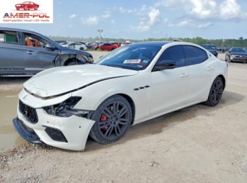 Maserati Ghibli III 2021 Maserati Ghibli S 2021 3.0 Benzyna 424KM