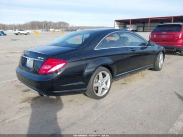 Mercedes CL W216 2010 Mercedes-Benz CL 550 4Matic 2010 5.5 Benzyna 382KM, zdjęcie 5
