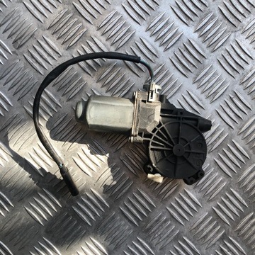 MOTOREK OKNO LEVÝ PŘEDNÍ FORD TRANSIT 400923B