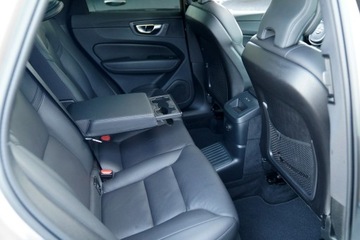 Volvo XC60 II Crossover Plug-In Facelifting 2.0 T8 455KM 2024 Volvo XC 60 INSCRIPTION panorama ful led, zdjęcie 28