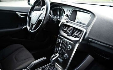 Volvo V40 II Hatchback 1.5 T2 DRIVE-E 122KM 2015 Volvo V40 Lift Automat, Nawigacja, Park Assistant, Grzana szyba, Bezwypadk, zdjęcie 14