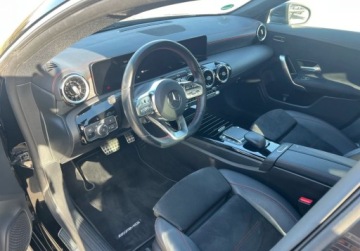 Mercedes CLA C118/X118 Coupe Plug-In 1.3 250e 218KM 2021 Mercedes-Benz CLA 1.3 Hybryda plug-in 218 KM LED Nawigacja Kamera Sensor R, zdjęcie 7