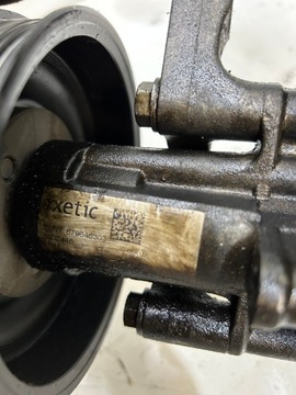 BMW X5 E70 X6 E71 3.0D ČERPADLO SERVA