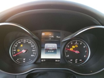 Mercedes Klasa C W205 2017 Mercedes-Benz Klasa C 2017 MERCEDES-BENZ C 300 2.0 Benzyna 241KM, zdjęcie 8