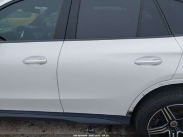 Mercedes GLC C254/X254 2024 Mercedes-Benz GLC 300, 2024r., 2.0L 2.0 Benzyna 255KM, zdjęcie 8