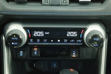 Toyota RAV4 V SUV 2.5 Hybrid Dynamic Force 218KM 2021 Toyota RAV 4 2.5 Hybrid, Salon Polska, zdjęcie 9