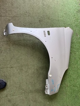 BŁOTNIK PRAWY PRZÓD PRZEDNI TOYOTA YARIS VERSO 02-