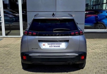 Peugeot 2008 II SUV 1.2 PureTech 100KM 2023 Peugeot 2008 1.2 PB 102KM Allure FV23 Salon PL Serwis ASO Gwarancja 1.2, zdjęcie 6