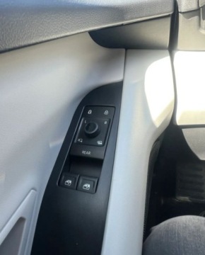 Ford Explorer VI SUV Electric 79kWh 340KM 2025 Ford Explorer Niski przebieg 4x4 led Wirtualny kokpit Kamery Elektryczny, zdjęcie 18