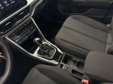 Volkswagen T-Roc I SUV Facelifting 1.5 TSI ACT 150KM 2023 Volkswagen T-Roc Life Kamera cofania Asystent parkowania CarPlayAndroid, zdjęcie 22