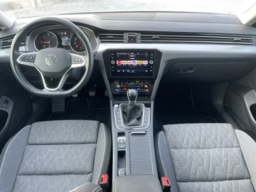 Volkswagen Passat B8 Variant Facelifting 2.0 TDI SCR 150KM 2023 Volkswagen Passat Variant 2.0 TDI 150KM krajowy, zdjęcie 26