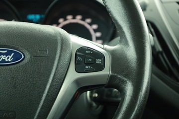 Ford Tourneo Courier I Mikrovan Facelifting 1.5 Duratorq TDCi 100KM 2019 Ford Tourneo Courier 1.5 TDCI, Salon Polska, zdjęcie 17