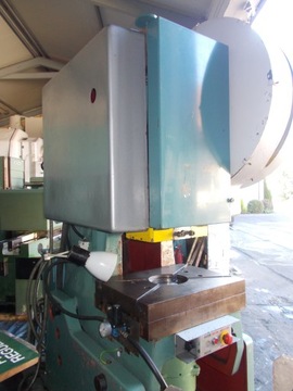 Эксцентриковый пресс SMERAL LEN 40C