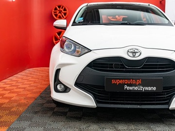 Toyota Yaris IV Hatchback 1.0 VVT-i 72KM 2022 TOYOTA Yaris 1.0 Comfort Hatchback 72KM 2022, zdjęcie 21