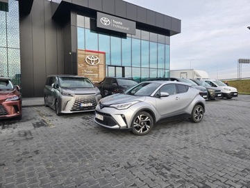Toyota C-HR I Crossover Facelifting 2.0 Hybrid Dynamic Force 184KM 2023 Toyota C-HR 2.0 Hybrid Style Toyota C-HR 2.0 HSD,