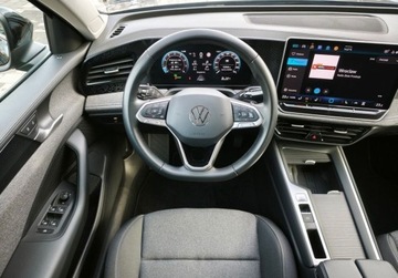 Volkswagen Passat B8 Variant Facelifting 1.5 TSI EVO 150KM 2024 Volkswagen Passat B9 Business Pakiet Zimowy, FV 23, ACC, Kamera, Gwarancj, zdjęcie 4