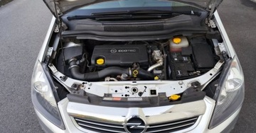 Opel Zafira B 1.7 CDTI Ecotec 110KM 2014 Opel Zafira Opel Zafira 1.7 Diesel 110KM, zdjęcie 31