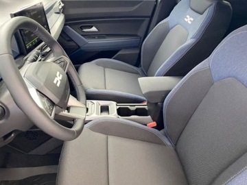 Dacia Duster III 1.6 Hybrid 140KM 2025 Journey 1.6 Full Hybrid 140KM / Pakiet Parking, Zimowy, zdjęcie 5