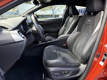 Toyota C-HR I Crossover Facelifting 2.0 Hybrid Dynamic Force 184KM 2021 Toyota C-HR 2.0 Hybrid GR Sport 2.0 Hybrid GR Spor, zdjęcie 14