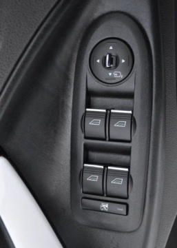 Ford Kuga I 2.0 Duratorq TDCi 140KM 2011 Ford Kuga 2.0 TDCI Titanium 4x4 Skora 2.0 Diesel 140KM, zdjęcie 21