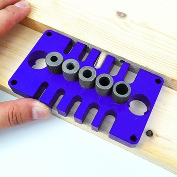 Устройство для сверления древесины.Принадлежности для обработки.