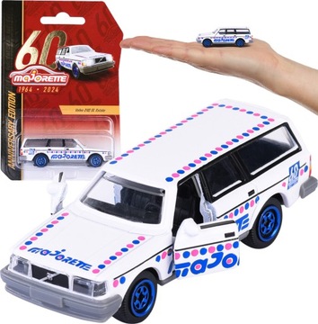 POJAZD VOLVO 240GL ESTATE METALOWY RESORAK 60 LAT MAJORETTE OTWIERANE DRZWI