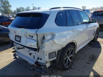 BMW X5 G05 2021 BMW X5 sDrive40i 2021 3.0 Benzyna 335KM, zdjęcie 5