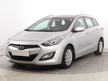 Hyundai i30 II Wagon 1.4 CRDi 90KM 2013 Hyundai i30 1.4 CRDi, Salon Polska, Serwis ASO, zdjęcie 1