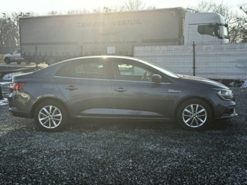 Renault Megane IV Hatchback 5d 1.6 SCe 114KM 2017 Renault Megane 1.6 16V SCe 115KM, 2017 climatronic, zdjęcie 9