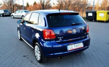 Volkswagen Polo V Hatchback 5d 1.4 85KM 2010 Volkswagen Polo 1.4 MPI TEAM Bezwypadek Klimatyzacja, Podgrzewane fotele, zdjęcie 17
