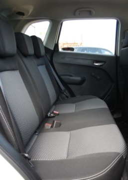 Suzuki 2026 Suzuki Vitara 2026 Premium 1,4 mild Hybrid 2WD 6MT Superior White 1.4, zdjęcie 20