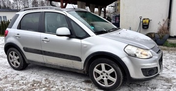 Suzuki SX4 I Sedan 1.6 VVT 120KM 2010 Suzuki SX4 1.6B 120KM klimatronik hak 1.6 Benzyna 120KM, zdjęcie 8