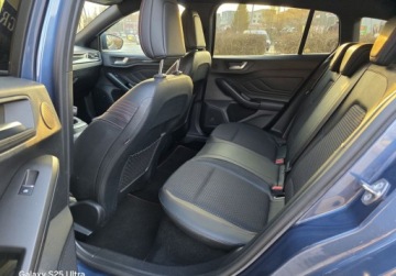 Ford Focus IV Hatchback 1.5 EcoBoost 150KM 2019 Ford Focus ST-Line - Full Led - Skora - Navi - Full Opcja 1.5 Benzyna, zdjęcie 13