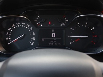 Citroen C3 III Hatchback 1.2 PureTech 110KM 2017 Citroen C3 1.2 PureTech, Salon Polska, Serwis ASO, zdjęcie 10