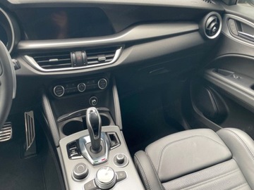 Alfa Romeo Stelvio SUV Facelifting 2023 2.0 GME Turbo 280KM 2025 ALFA ROMEO Stelvio Veloce 2.0 Turbo Q4 aut 280KM, zdjęcie 5
