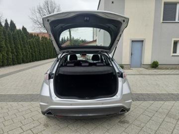 Honda Civic VIII Hatchback 3d 1.4 i-VTEC 100KM 2010 Honda Civic 1.4 100 KM Klima, Elektryka, Zadbany, zdjęcie 17