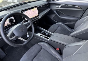 Volkswagen Passat B8 Variant Facelifting 1.5 TSI EVO 150KM 2025 Volkswagen Passat 1.5eTSI 150KM DSG Business ACC HAK Kamera360 Climatronic, zdjęcie 8