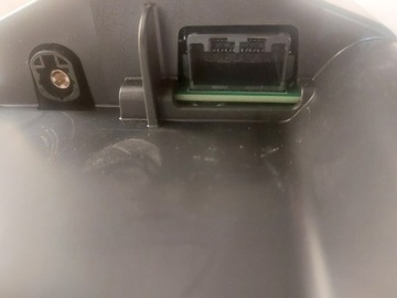 VOLVO XC40 PŘÍSTROJOVÁ DESKA BUDÍKY 32311165 36010422