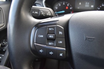 Ford Focus IV Kombi Facelifting 1.0 EcoBoost 125KM 2023 Ford Focus SalonPL 1.0 125KM Combi Titanium Climatronic Tempomat LED VAT23, zdjęcie 12