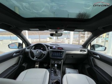Volkswagen Tiguan II 2019 Volkswagen Tiguan R-line 7 Osobowy Benzyna 2.0 - 203KM Automat Servis, zdjęcie 18