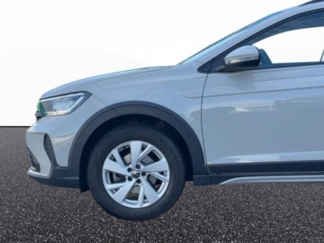 Volkswagen Taigo 1.0 TSI 95KM 2023 Volkswagen Taigo 1.0 TSI Life FV 23 Gwarancja Benzyna 95KM, zdjęcie 9