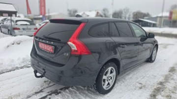 Volvo V60 I Kombi Facelifting 2.0 D3 136KM 2015 Volvo V60 duza navi super stan LEDY xsenon automat, zdjęcie 8