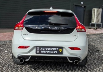 Volvo V40 II Cross Country D3 150KM 2013 Volvo V40 R-DESIGN D3 2,0 R5 150KM Automat 2.0 Diesel 150KM, zdjęcie 31