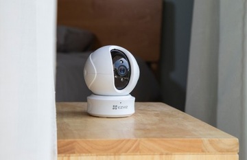 EZVIZ WIFI 4MPx 2K+ AI Внутренняя вращающаяся камера