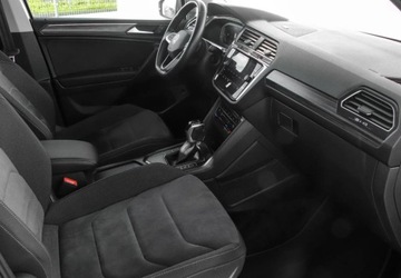 Volkswagen Tiguan Allspace SUV Facelifting 1.5 TSI EVO 150KM 2022 Volkswagen Tiguan Allspace 1.5TSI 150KM Elegance DSG, Podgrzewane Fotele,, zdjęcie 11