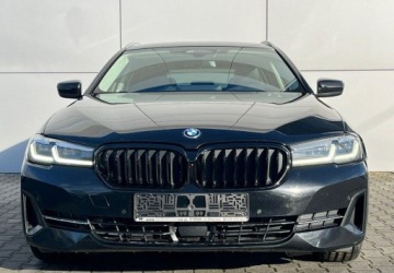 BMW Seria 5 G30-G31 Touring Plug-In 2.0 530e 292KM 2021 BMW Seria 5 Plug-In Skora Automat Head UP Navi Kamera FV23, zdjęcie 2
