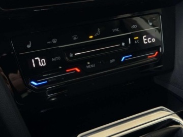 Volkswagen Arteon 2021 Volkswagen Arteon Shooting Brake Head Up Kamery 360 Active LED Ambiente 30, zdjęcie 29