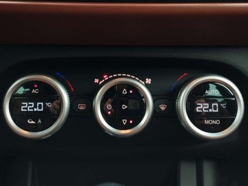 Alfa Romeo Giulietta Nuova II Hatchback 5d Facelifting 1.4 TB 16v Mair 170KM 2016 Alfa Romeo Giulietta Alfa Romeo Giulietta 1.4 Exclusive M-air 170KM FV23,, zdjęcie 20