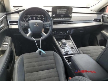 Mitsubishi Outlander III 2023 Mitsubishi Outlander 2023 r.,2,4L , 4x4 HYBRYDA PLUG - IN 2.4 Hybryda, zdjęcie 7