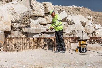 DCMPW1600N МАШИНА ДАВЛЕНИЯ DEWALT AKU 110 БАР